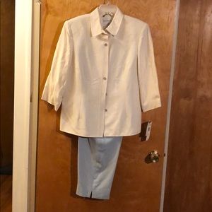 Two Piece Set